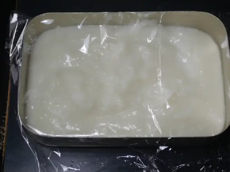 冷蔵庫で冷やす